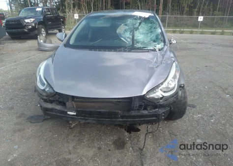 2015 Hyundai Elantra Se z USA, uszkodzony, nr VIN 5NPDH4AE4FH647864